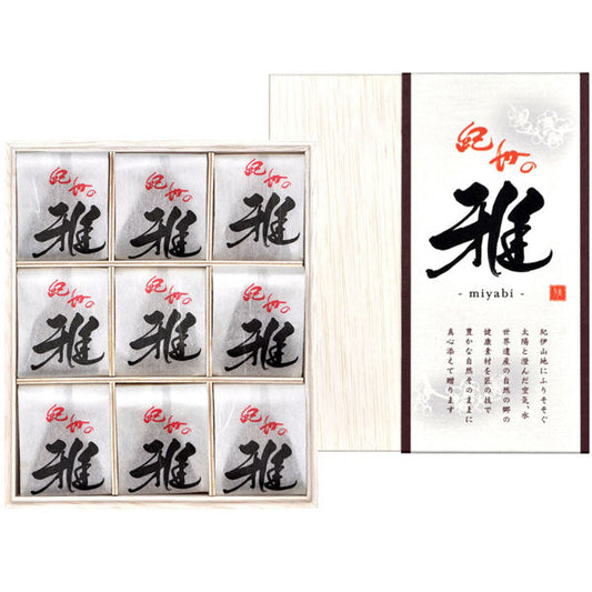 和歌山県 岡畑農園　紀州の雅 225ｇ（9粒）