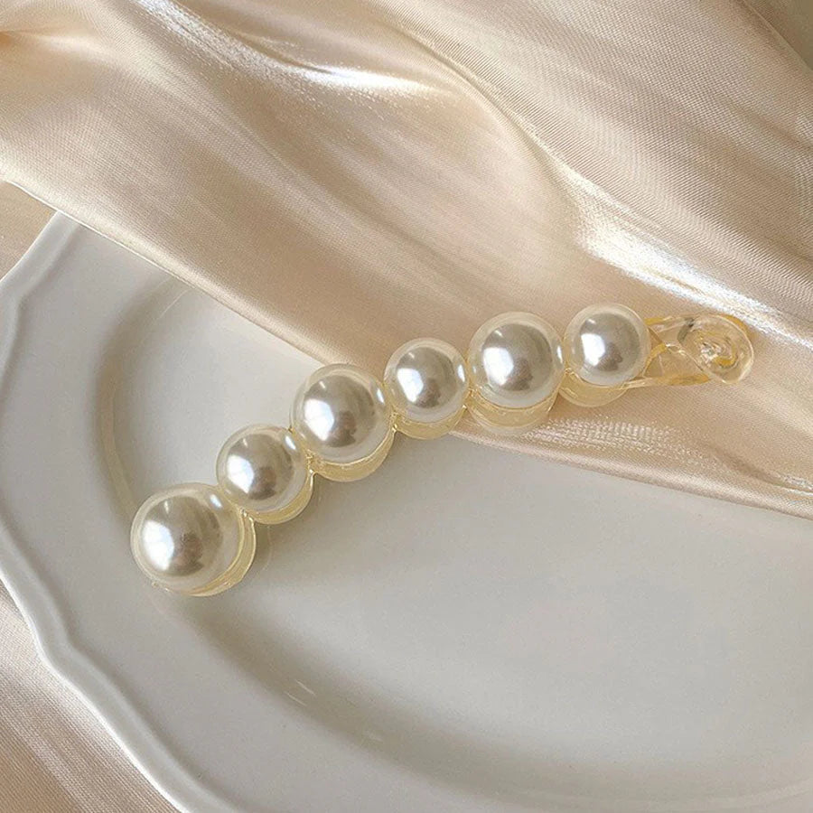 バナナクリップ ヘアクリップ 大きめ パール ヘアアクセサリー 髪留め 結婚式 パーティ シンプル レディース クリップ 人気 まとめ髪 髪飾り 大人かわいい 韓国