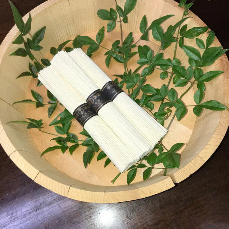 雪光半田手延べそうめん8kg【お届け不可地域：北海道・沖縄・離島】
