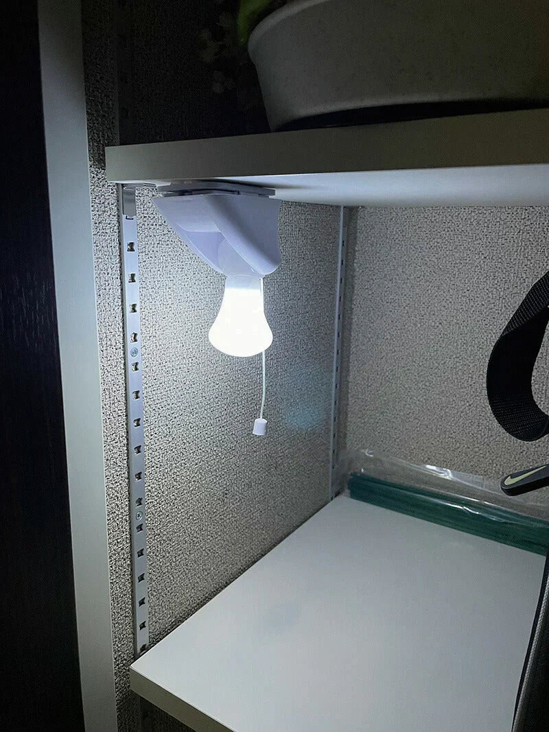 【2個組】停電時でも付く ライト LED 照明 電池式 単四電池3本 明るい  電気 クローゼット取り付け可 ベッド取り付け 隙間 スペース 電池式ひも引きライト