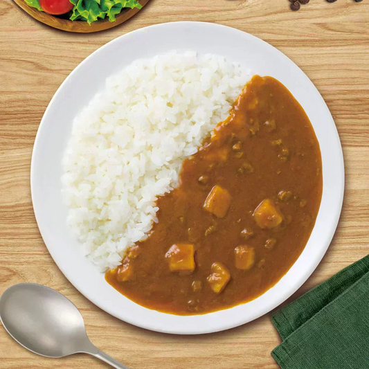 デリシャスカレー 中辛 170ｇ ２袋 野菜と果実をじっくり煮込み25種類のスパイスで仕上げた風味豊かなカレー　ポスト投函便