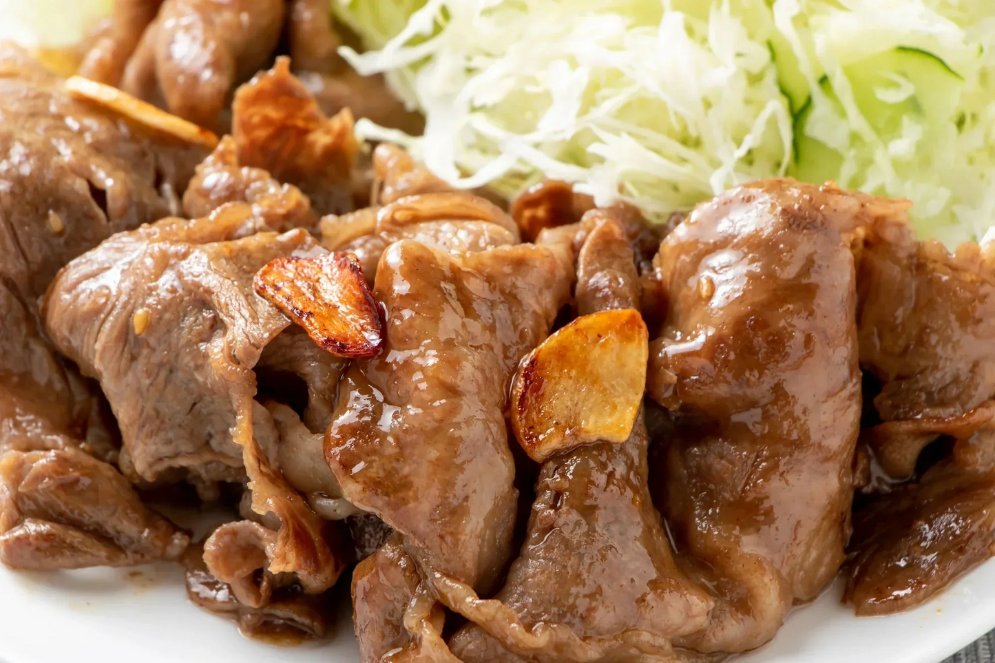 【2kg】お肉屋さんのまかない焼肉セット 2ｋｇセット（牛500ｇ×2ｐ・豚500ｇ×2ｐ）牛肉 ギフト 送料無料 豚肉 業務用 冷凍 味付 まかない お手軽 お取り寄せ お取り寄せグルメ 北海道と沖縄を除き 【送料無料】