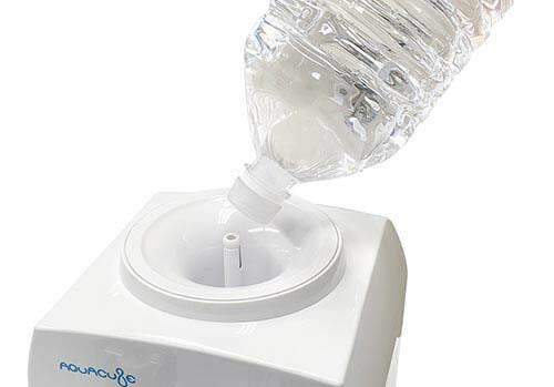 ウォーターサーバー 卓上 ペットボトル おしゃれ 温水 冷水 2L スリム AQUACUBE2