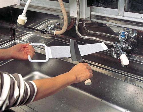万能包丁砥ぎ器 【とげルンです】[ 包丁砥ぎ器 包丁 手軽 力いらず 使いやすい ステンレス 鋼 簡単 油取り 包丁砥ぎ キッチン雑貨 キッチン 料理 とげルンです 日本製 国産 国内産 ]