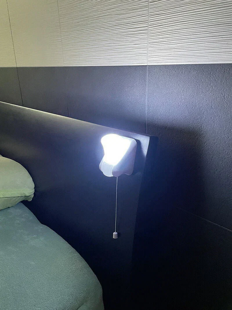 【2個組】停電時でも付く ライト LED 照明 電池式 単四電池3本 明るい  電気 クローゼット取り付け可 ベッド取り付け 隙間 スペース 電池式ひも引きライト