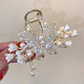 (A)ヘアクリップ  髪留め 髪飾り バレッタ フラワー 蝶ヘアアクセサリー オシャレ上品　パーティー飾り ゆらゆらチェーン付き