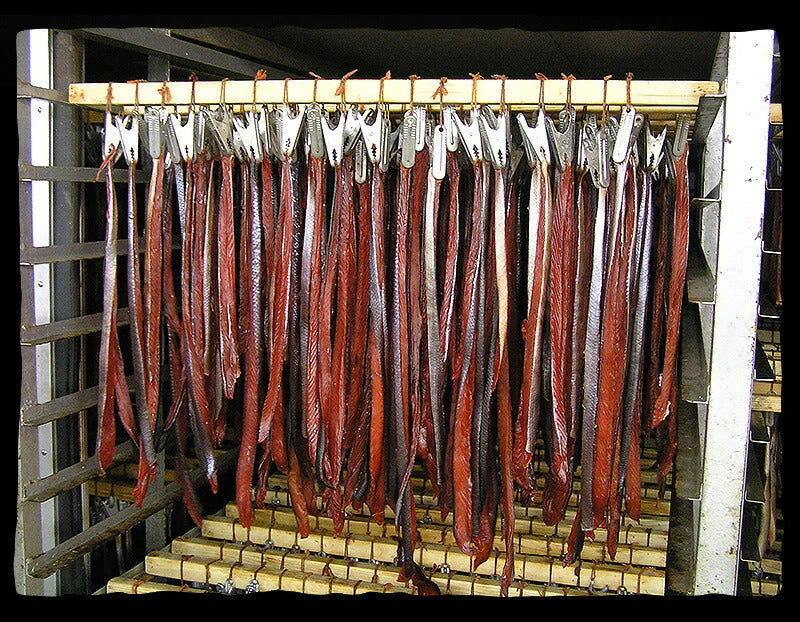 鮭とば カット 100g 皮なし とば つまみ 北海道産 天然秋鮭 天然鮭 秋鮭 さけとば 鮭トバ トバ 珍味 ソフト おつまみ 食べ物 乾物 酒のつまみ 酒の肴 贈り物 [送料無料] [ゆうパケット] 母の日 プレゼント ギフト  母の日思いの 健康 実用的 父の日 子供 孫 ※ポスト投函商品の発送は1～2週間前後になります