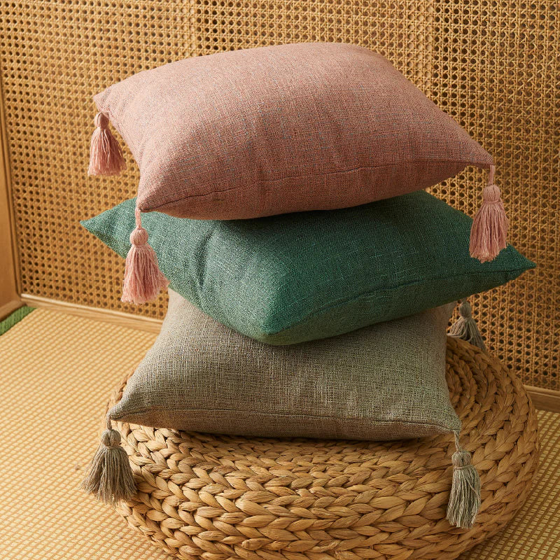 【ピンク(2枚セット)　フリンジ付き】クッションカバー 45×45cm 北欧 おしゃれ 冬 2枚セット フリンジ付き 丸洗いOK 柔らか かわいい 汚れ防止 洗える 無地 インテリア 替えカバー 伸縮性 ソファカバーと合わせ 新生活 転居 引っ越し 12色