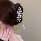 (A)ヘアクリップ  髪留め 髪飾り バレッタ フラワー 蝶ヘアアクセサリー オシャレ上品　パーティー飾り ゆらゆらチェーン付き