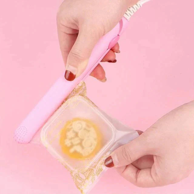 即納 ヒートシーラー クリップシーラー お菓子 袋 密封 食材保存 家庭用 しっかり密封 ハンディシーラー 小型 可愛い キッチンシーラー 携帯便利 w455A(ピンク)