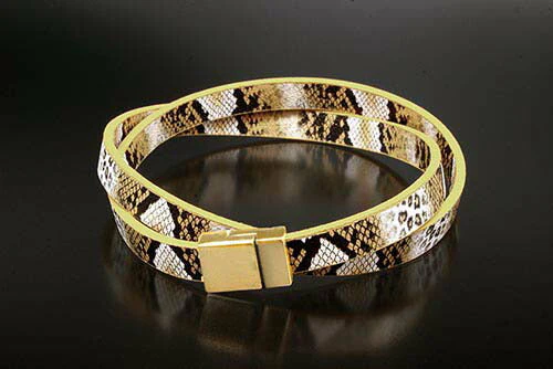大金運スネーク模様ブレス [ ブレスレット バングル レディース メンズ 19cm かっこいい ヘビ 蛇 開運 金運 パイソン ラップブレス ラップブレスレット お守り ギフト プレゼント 日本製 ]