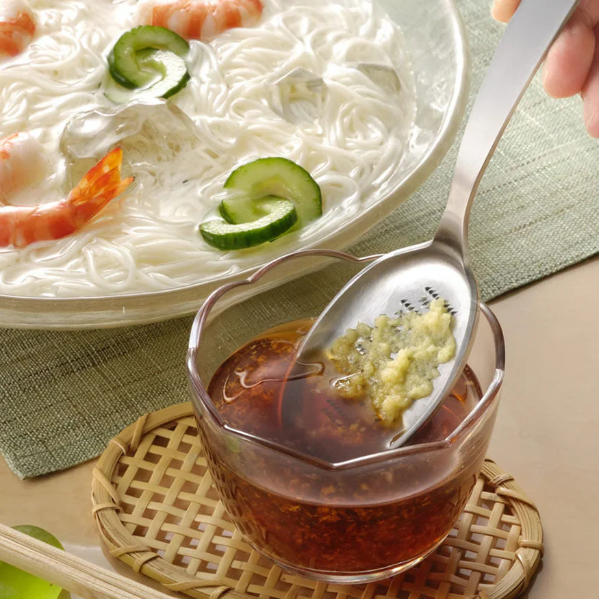 薬味おろしスプーン◆ しょうが にんにく おろし金 おろし器 すりおろし 唐揚げ 鍋 スプーン 食洗機OK わさびおろし