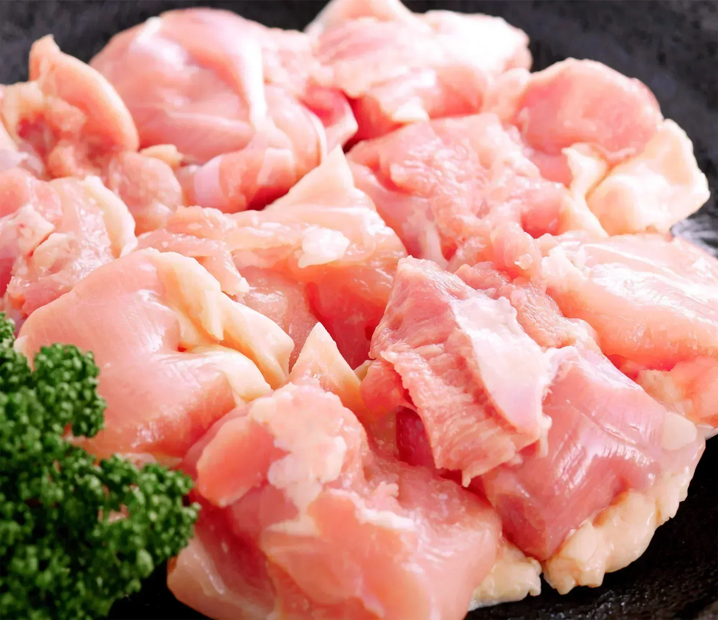 国産 若鶏 鶏もも肉 角切り 1.5kg(250g ×6パック)【便利な小分けパック】鶏肉 もも肉 肉 鶏モモ からあげ 水炊き 真空パック