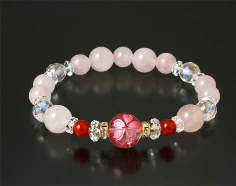 ローズクォーツ桜ブレス[ ブレスレット 桜刻印 幸福ブレスレット ローズクォーツ 赤メノウ 白水晶 愛情運 長寿祈願 自己実現 邪気祓い 願望成就 天然石 男女兼用 開運 お守り 邪気払い 水晶 パワーストーン ]