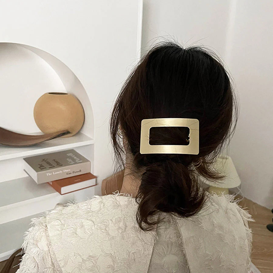 (A)バレッタ ヘアクリップ 髪飾り ヘアアクセサリー  ゴールド ヘアアレンジ 髪留め まとめ髪 オフィス 発表会 卒業式 入学式