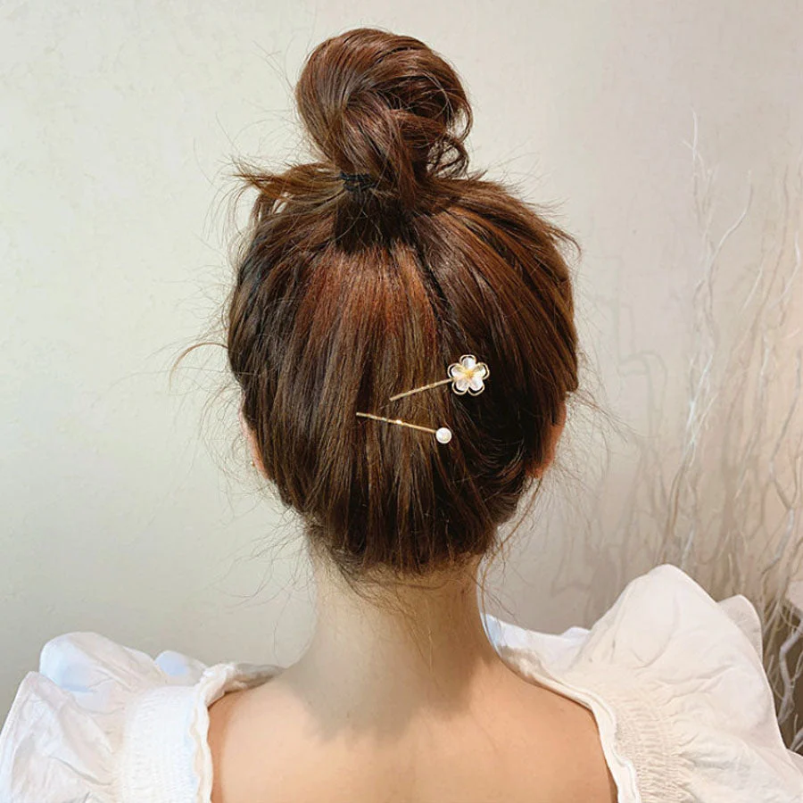 (ホワイト)ヘアピン ヘアアクセサリー 2点セット パール　ヘアクリップ パールビーズ パッチンとめ かわいい　前髪　まとめ髪
