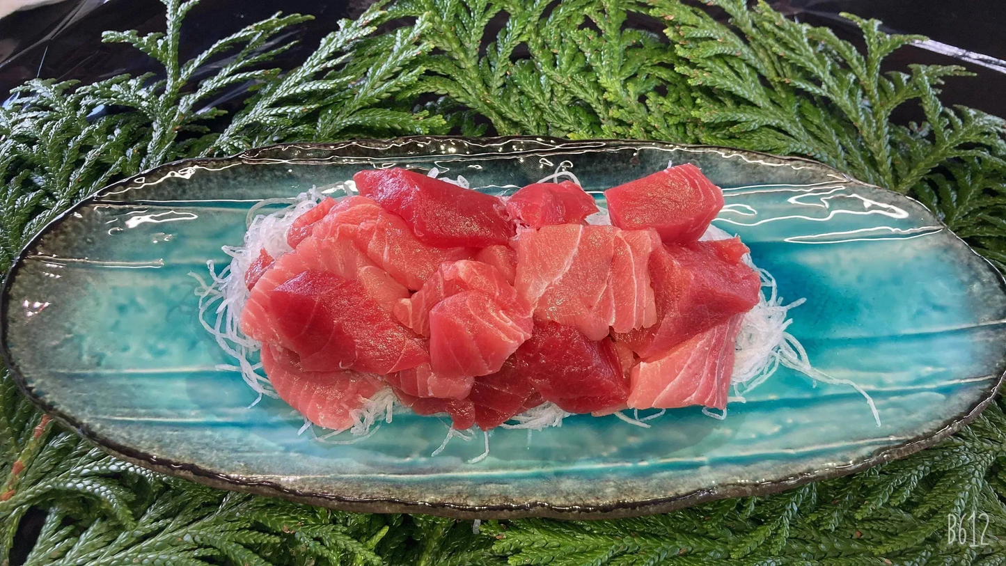 刺し身用　天然大鉢まぐろ　大トロハラス切り落とし 1kg