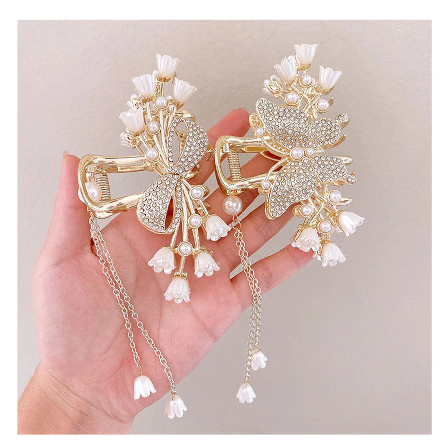 (A)ヘアクリップ  髪留め 髪飾り バレッタ フラワー 蝶ヘアアクセサリー オシャレ上品　パーティー飾り ゆらゆらチェーン付き