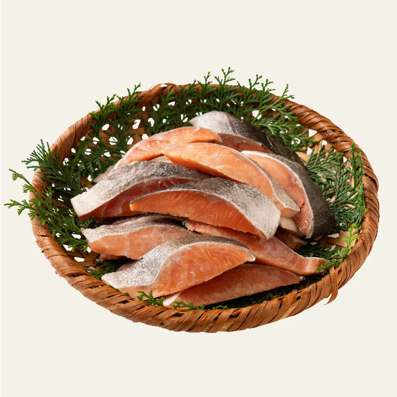 鮭 サケ 骨取り 切り身 30g×20切 無塩 国産 アメリカ産 天然 秋鮭 骨なし チャック袋 バラ凍結 冷凍 塩なし ギフト グルメ プレゼント