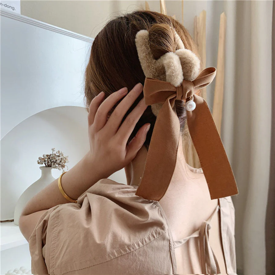 (ブラウン)ヘア留め ヘアアクセサリー フェイクファーリボン付きバンスクリップ 髪飾り