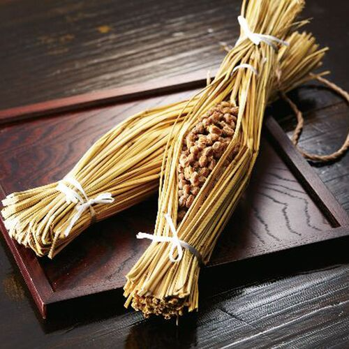 【終売】茨城 「元祖天狗納豆」 水戸納豆 (すずまるわら納豆(70g×2)×1 そぼろ納豆300g×2)