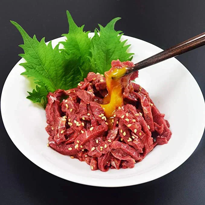 特選 すじみ馬刺し 1kg  刺身や刻んでユッケなどでおすすめです！ 馬刺 馬刺し ばさし