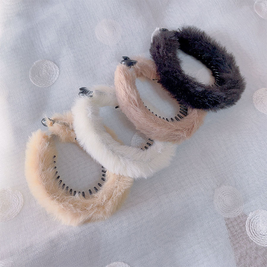 (ブラック)もこもこヘアクリップ 団子 冬 ポニーリング シュシュ ファー ヘアアクセサリー 髪飾り 上品