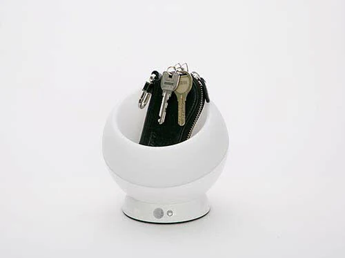 センサーライト 人感 屋内 屋外 電池式 収納スペース付きセンサーライト Mono Spot