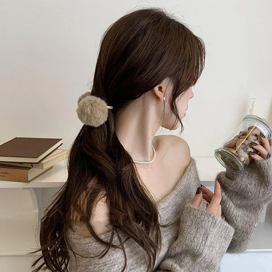 (ピンク)ヘアクリップ モコモコ　ファーバンスクリップ ヘアアクセサリー  韓国 ボア バレッタ 秋 冬 レディース ボリューム 大きめ 髪飾り 髪留め