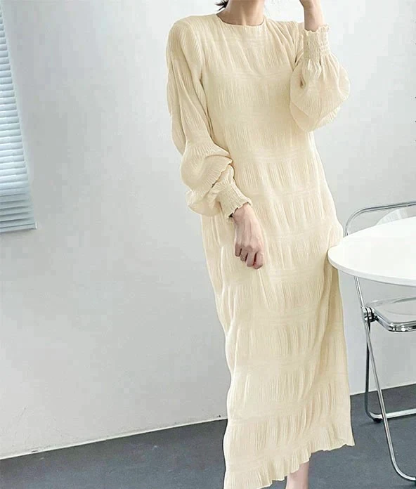 シャーリングシフォンワンピース（アイボリー/長袖/Mサイズ）