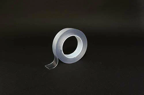 両面ジェルテープ ３ｍ  両面テープ 超強力 はがせる 3m 透明 シリコン テープ ゲルテープ はってはがせる 滑り止め 配線 壁掛け ポスター 賃貸 マンション 団地 防災 地震対策 騒音対策 すっきり 収納 ズレ防止 固定 施工不要