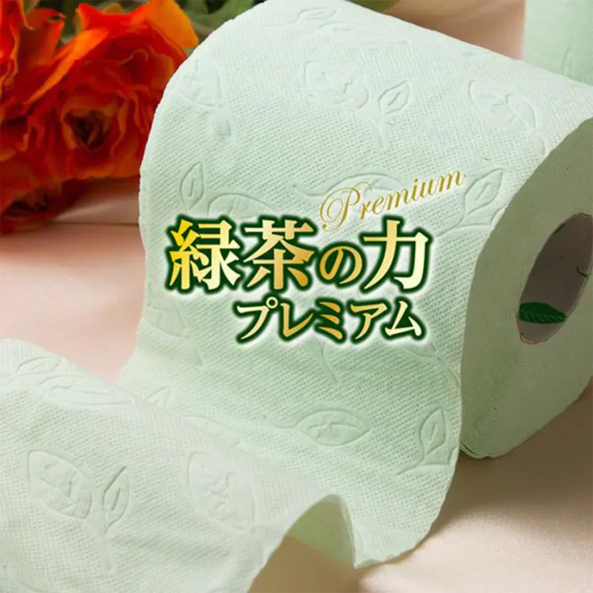 8ロールX8パック トイレットペーパー 丸富製紙 ペンギン 緑茶の力プレミアム 3枚重ね20m 130カット