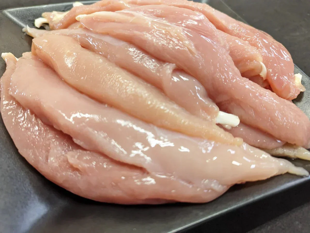 青森県の高級地鶏【青森シャモロック】 ささみ1ｋｇ　冷凍