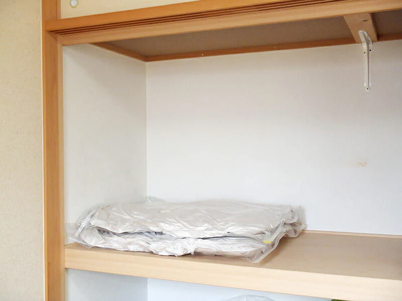 【単品】圧縮袋 布団圧縮袋 シングル セミダブル 掛け布団  掃除機不要 簡単圧縮 コンパクト収納  上に乗るだけ！ふとん圧縮パック（シングル）