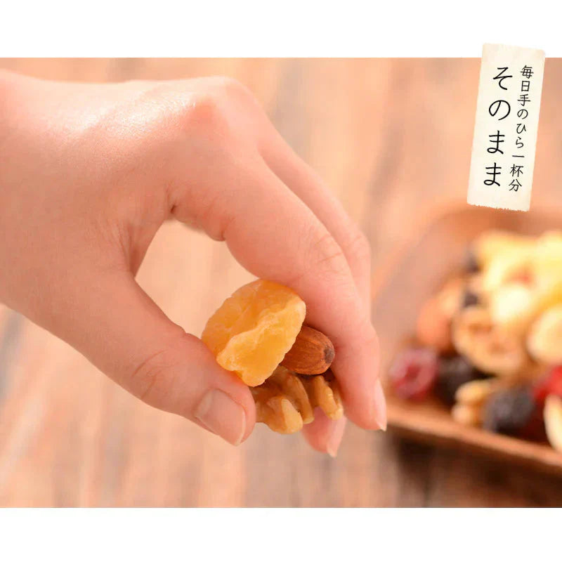 8種のフルーツナッツ 600g ドライフルーツ ミックスナッツ アーモンド カシューナッツ くるみ マカダミアナッツ バナナチップス クランベリー レーズン りんご 食塩不使用 ［送料無料］［ポスト投函］