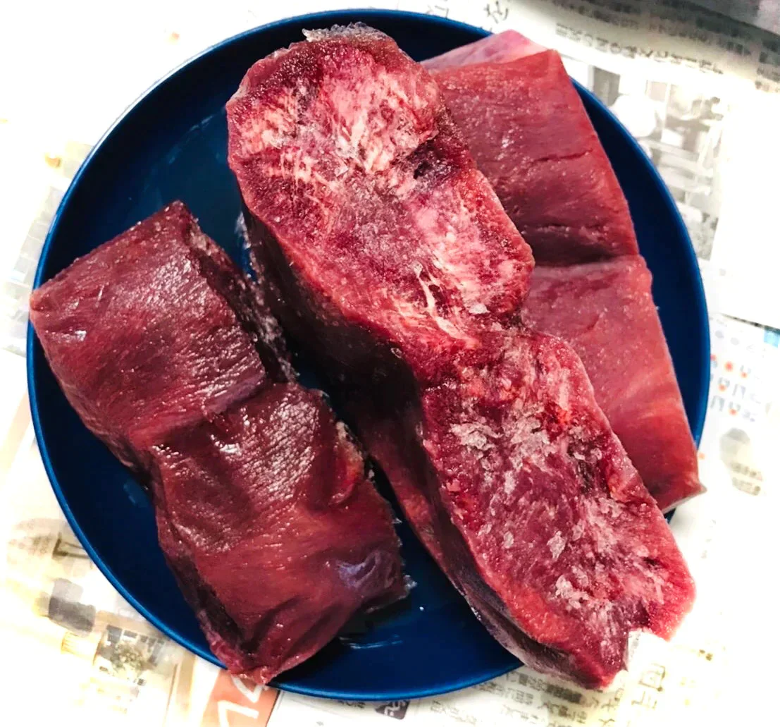 【7月肉の日】高級焼き肉店使用！【大人気！】高級牛タン中ブロック冷凍【定貫】約1kg×1パック