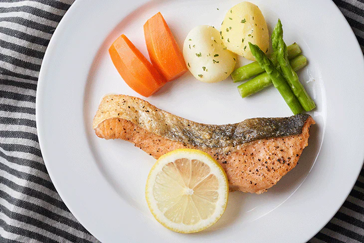 【無塩・無添加】訳あり銀鮭切身1kg x 2パック=メガ盛り2kg サケ さけ 鮭 銀鮭 切身 厚切 おかず お弁当 おつまみ お歳暮