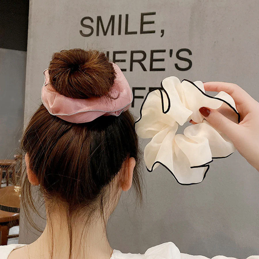 (ピンク)シュシュ ヘアゴム  ヘアアレンジ 韓国 サテンフリル 髪留め 髪飾り パーティー 二次会 ヘアアクセサリー