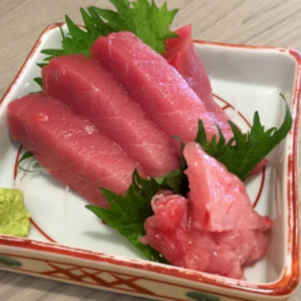 めばちマグロ（中トロ＆赤身）約2kg　訳あり業務用（刺身・山かけ・漬け丼用）
