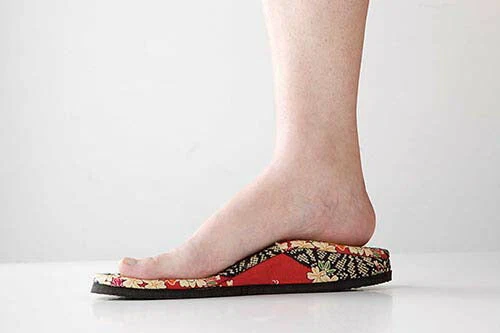 【女性用（華麗）】健康サンダル 足つぼ 室内 室内履き 足つぼスリッパ レディース メンズ マッサージ ルームシューズ / 京彩民芸足裏指圧縄スリッパ 内履用 ギフト プレゼント