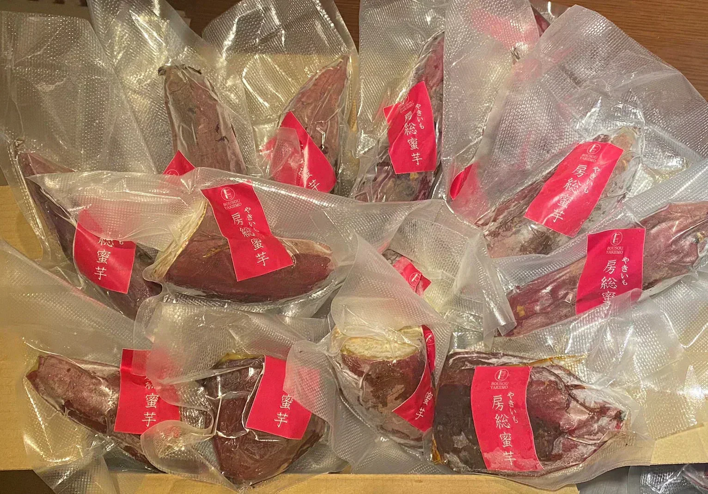 【出荷量10t突破！！房総蜜芋！！千葉県産紅はるか使用！！大容量がお買い得！便利な食べきり個包装！冷凍焼き芋！！4㎏（12本～20本）高糖度紅はるかをじっくり焼き上げました！】さつまいも　焼き芋　ねっとり美味しい クール便込で圧倒的価格　焼き芋4㎏個装