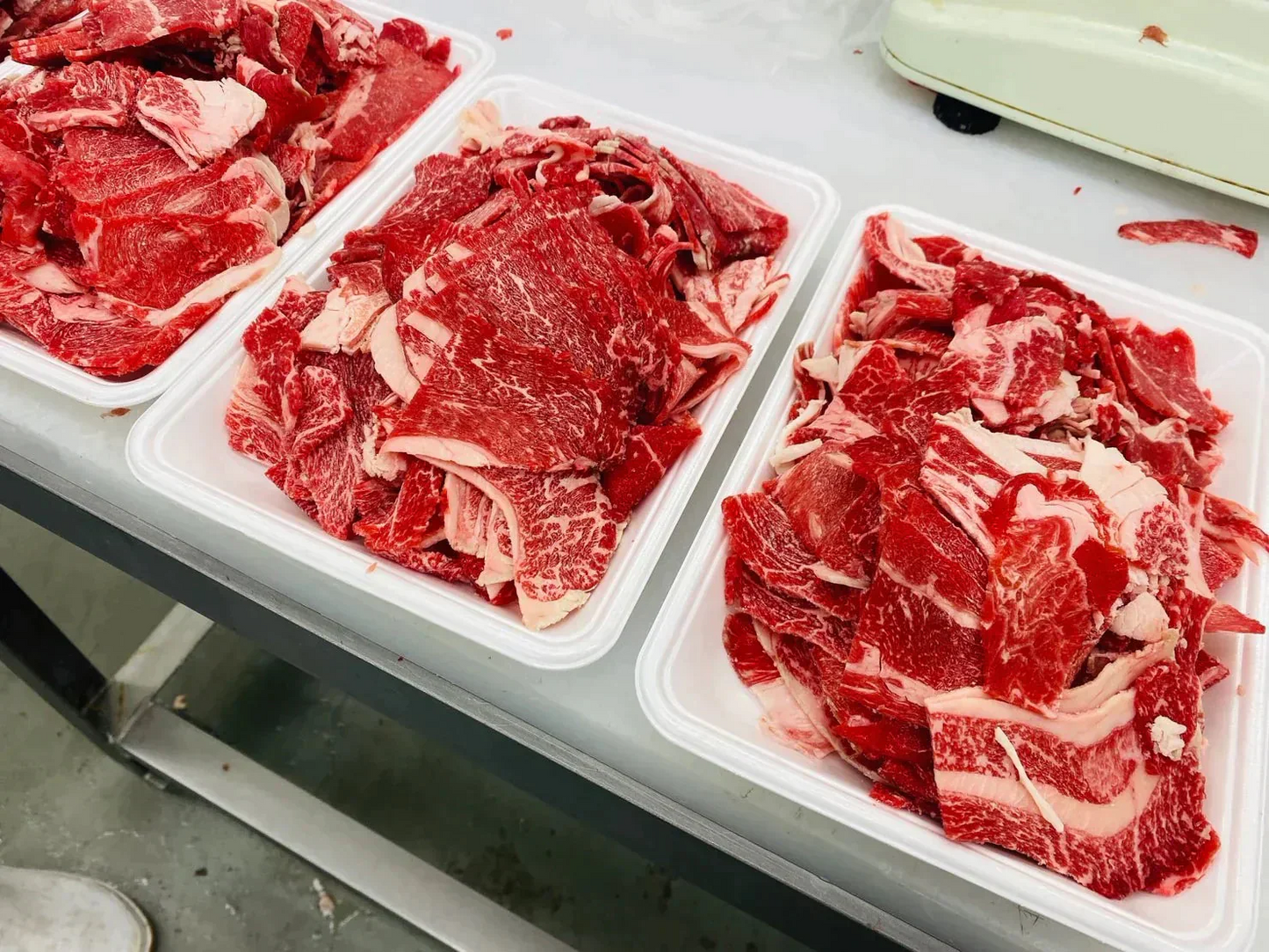 １kg 黒毛和牛 赤身切り落とし たっぷり和牛 しゃぶしゃぶ すき焼き牛丼焼肉