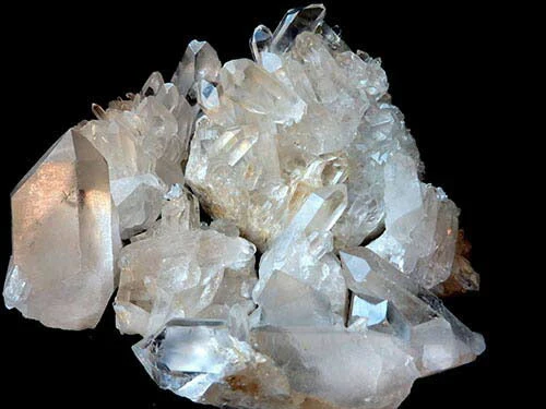 厳選・天然水晶さざれ石 [ 水晶 パワーストーン 天然石 インテリア 開運 小物 置物 浄化 魔除け 運気アップ 幸福 招福 取扱説明書付 アクセサリー置き ]