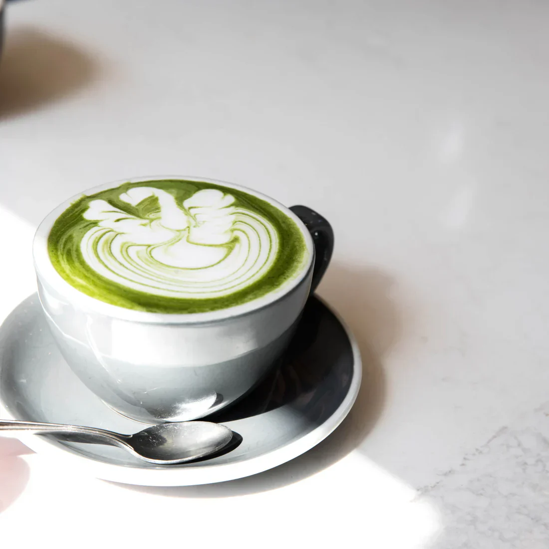 送料無料 お得2個セット 宇治抹茶ラテ　120ｇ×【2個セット】  ミルクで溶かせばおうちで簡単抹茶ラテ 甘すぎない 宇治抹茶の風味
