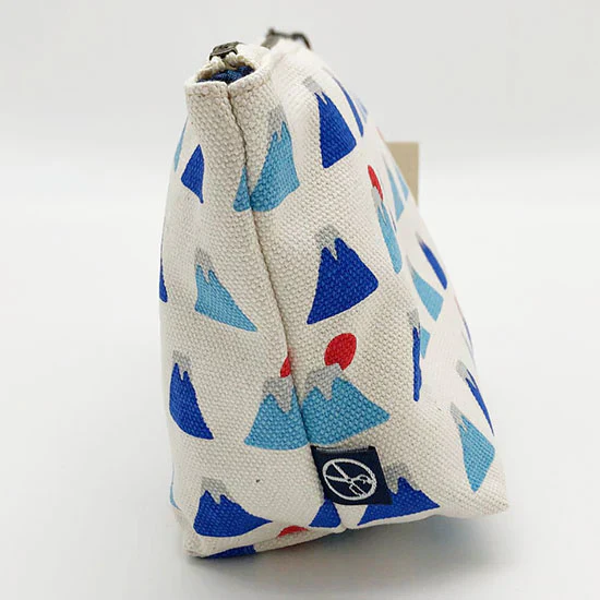 五色帆布堂 マチ付ポーチ 富士山 ファスナーポーチ アクセサリー コスメメイク ポーチ ふじさん 和柄 帆布 かわいい おしゃれ ふじ山 日本製 高品質 小物入れ 和風 日本風 縁起 めでたい 丈夫 安心 安全 雑貨 小さいバッグ 日の出 朝日 富士 ふじ 初日の出 ひので