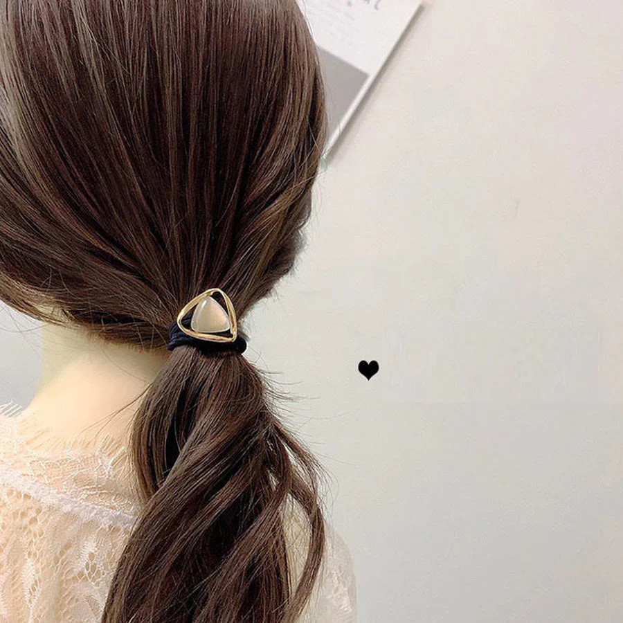 (三角タイプ＊1点のみ)ヘアゴム キラキラ おしゃれ ヘアアクセサリー 結び シンプル 髪留め 髪飾り パーティー 二次会 お呼ばれ