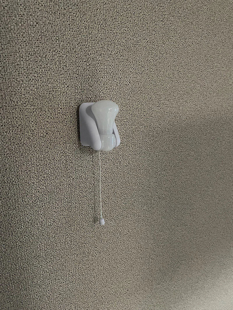 【2個組】停電時でも付く ライト LED 照明 電池式 単四電池3本 明るい  電気 クローゼット取り付け可 ベッド取り付け 隙間 スペース 電池式ひも引きライト