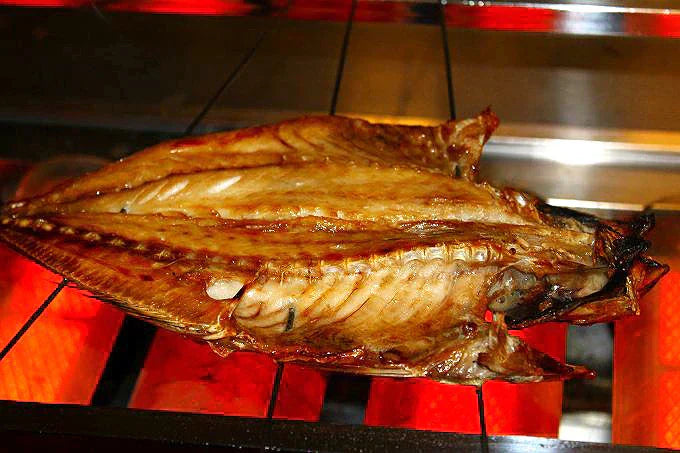 真アジの開き 超特大 3枚 送料無料