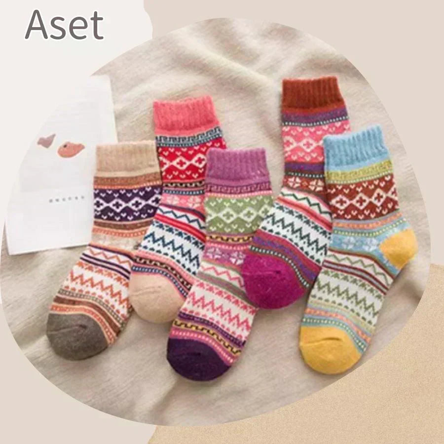 【11月中旬入荷予定予約販売】【Aセット】暖かいカラフルソックス５足セット　靴下 レディース クルーソックス 暖かい 保温 おしゃれ ソックス