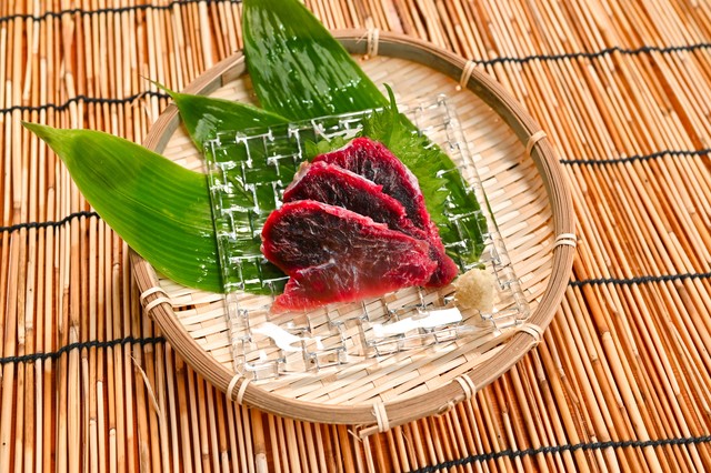 まぐろ ノド肉　５００ｇ  幻の部位！ お刺身 ユッケ 馬刺し風